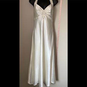 Jessica McClintock Cream Formal Gown